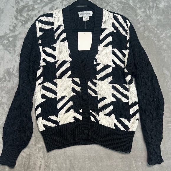 JH Collectibles Open Knit Cardigan Women’s Medium Petite Black White Grandma - Picture 1 of 5